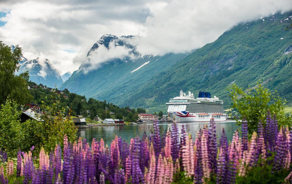 Nesset Fjordcamping Olden Zewnętrze zdjęcie