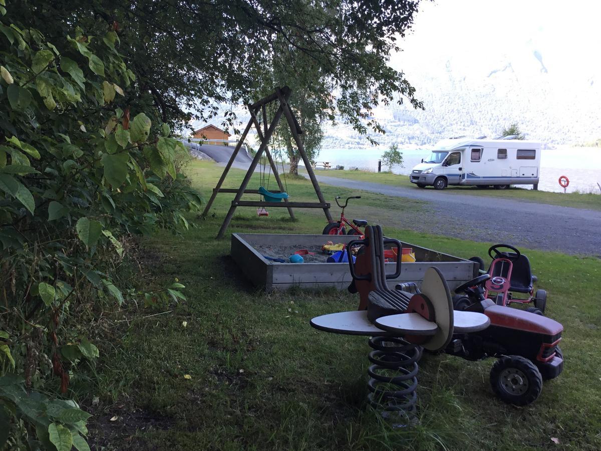 Nesset Fjordcamping Olden Zewnętrze zdjęcie